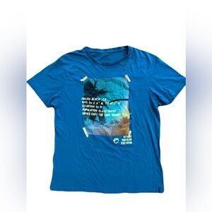 Men’s Malibu Beach graphic t-shirt - size medium